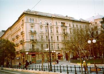 building in the centre of Budapest, where the flat is